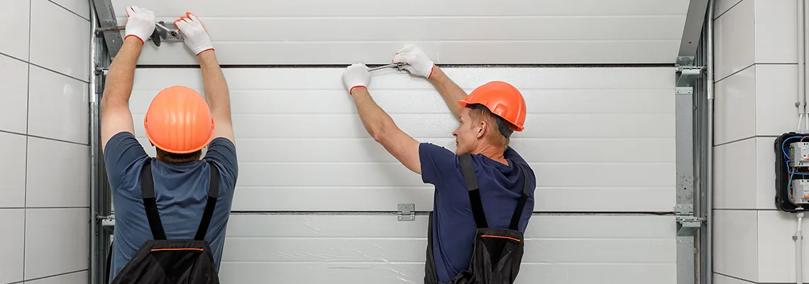 Driveway Garage Door Local Technicians in Quincy, Illinois