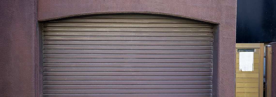 Fallen Garage Door Worn Rollers Replacement in Quincy, Illinois